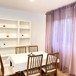 Apartamento Nuevo Recién Reformado Cerca De Barcelona